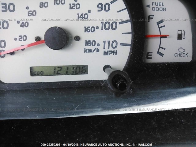 5TESM92N34Z354773 - 2004 TOYOTA TACOMA XTRACAB PRERUNNER ვერცხლისფერი ფოტო 7