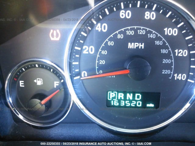 1J8HG48K67C625502 - 2007 JEEP COMMANDER BLACK photo 7