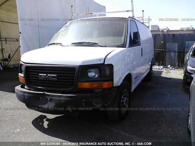 1GTGG25V641900444 - 2004 GMC SAVANA G2500 WHITE photo 2