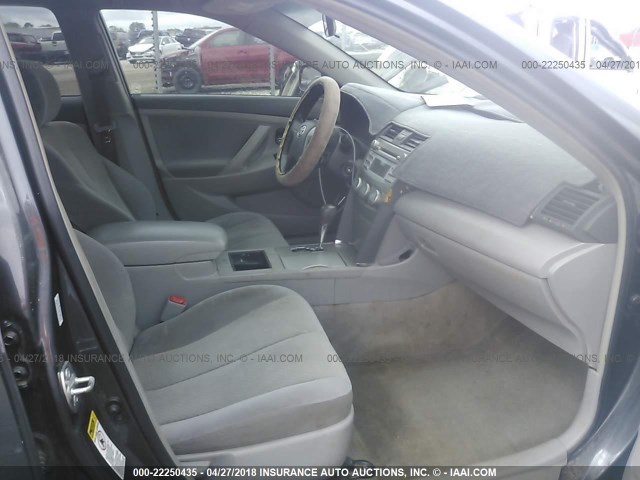 4T1BE46K79U351676 - 2009 TOYOTA CAMRY SE/LE/XLE BLACK photo 5