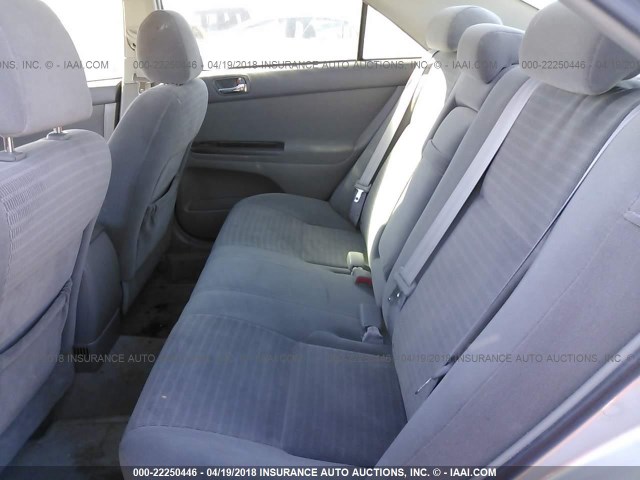 4T1BE32K05U035031 - 2005 TOYOTA CAMRY LE/XLE/SE ვერცხლისფერი ფოტო 8