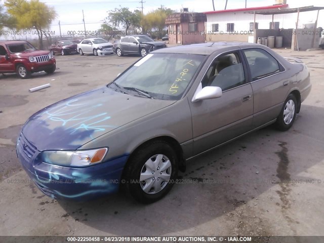 4T1BG22K7XU872026 - 1999 TOYOTA CAMRY CE/LE/XLE ოქროსფერი ფოტო 2
