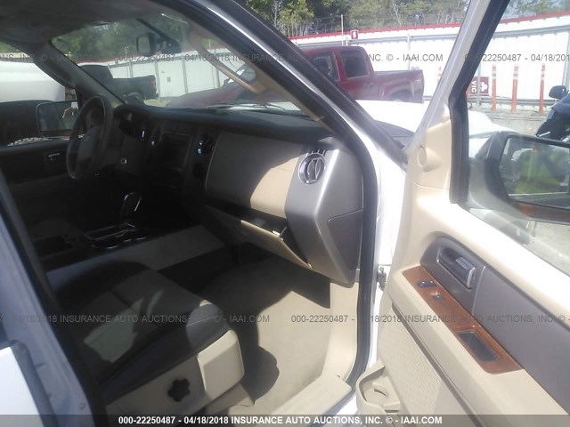 1FMFK17587LA10002 - 2007 FORD EXPEDITION EL EDDIE BAUER WHITE photo 5