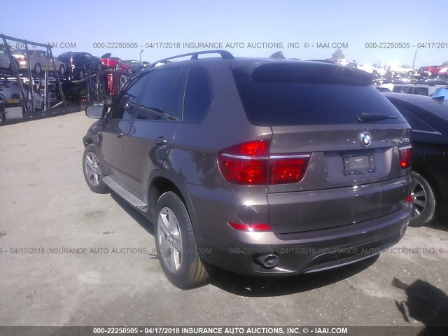 5UXZW0C51CL664337 - 2012 BMW X5 XDRIVE35D BLACK photo 3