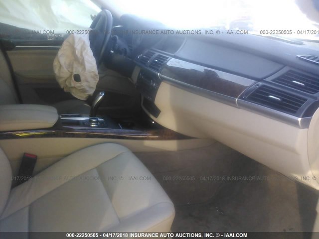 5UXZW0C51CL664337 - 2012 BMW X5 XDRIVE35D Qara foto 5