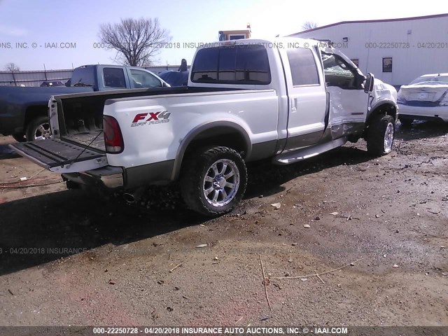 1FTSW21P37EA17287 - 2007 FORD F250 SUPER DUTY WHITE photo 4