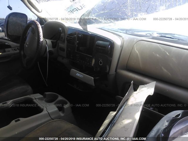 1FTSW21P37EA17287 - 2007 FORD F250 SUPER DUTY WHITE photo 5