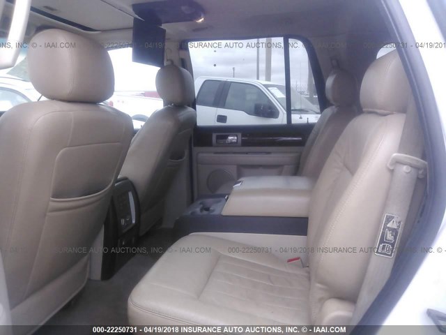 5LMFU28R73LJ34657 - 2003 LINCOLN NAVIGATOR თეთრი ფოტო 8