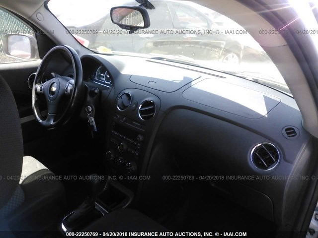 3GNBAAFW7BS586741 - 2011 CHEVROLET HHR LS SILVER photo 5