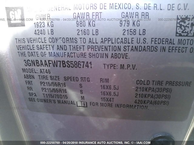 3GNBAAFW7BS586741 - 2011 CHEVROLET HHR LS SILVER photo 9