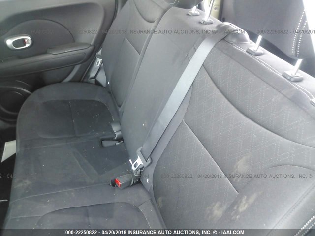 KNDJN2A20F7134069 - 2015 KIA SOUL GRAY photo 8