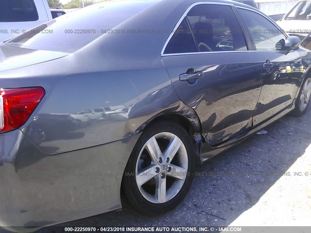 4T1BF1FK0EU370043 - 2014 TOYOTA CAMRY L/SE/LE/XLE 灰色 照片 6