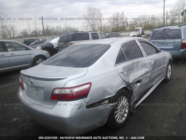 4T4BE46K29R095856 - 2009 TOYOTA CAMRY SE/LE/XLE SILVER photo 4