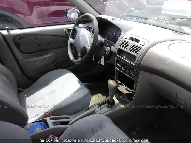 1NXBR12EXWZ115828 - 1998 TOYOTA COROLLA VE/CE/LE 白色 照片 5