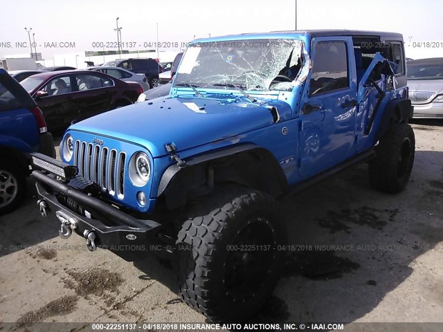 1C4BJWEG0GL262298 - 2016 JEEP WRANGLER UNLIMITE SAHARA Light Blue photo 2