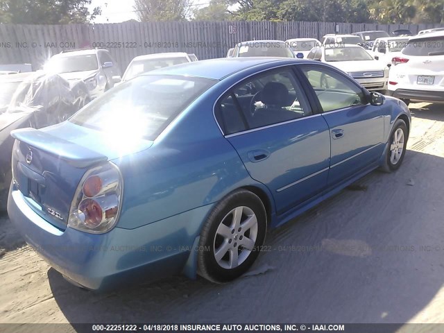 1N4AL11D03C132980 - 2003 NISSAN ALTIMA S/SL BLUE photo 4