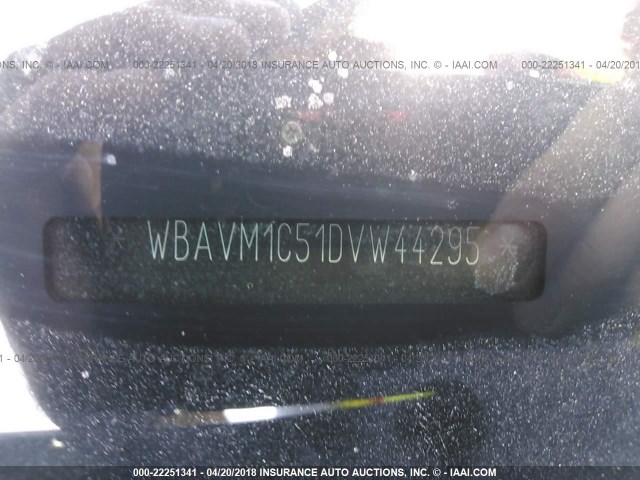 WBAVM1C51DVW44295 - 2013 BMW X1 SDRIVE28I SILVER photo 9