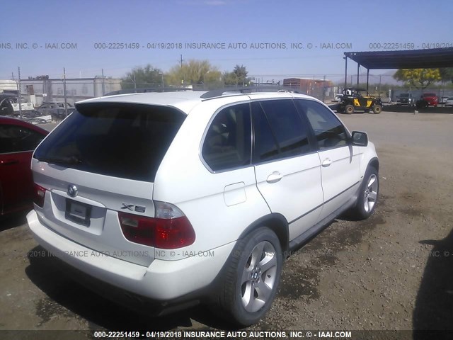5UXFB53565LV17901 - 2005 BMW X5 4.4I WHITE photo 4