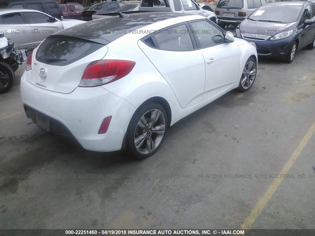 KMHTC6AD3EU209222 - 2014 HYUNDAI VELOSTER WHITE photo 4