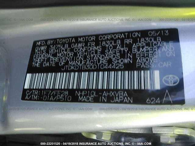 JTDKDTB30D1044425 - 2013 TOYOTA PRIUS C SILVER photo 9