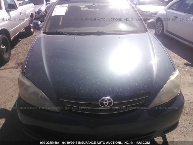 4T1BE32K13U153599 - 2003 TOYOTA CAMRY LE/XLE/SE GREEN photo 6