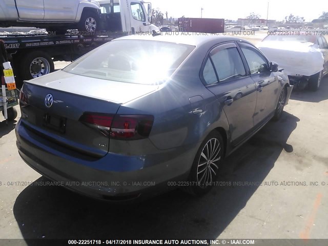 3VWD17AJ4GM327018 - 2016 VOLKSWAGEN JETTA SPORT GRAY photo 4