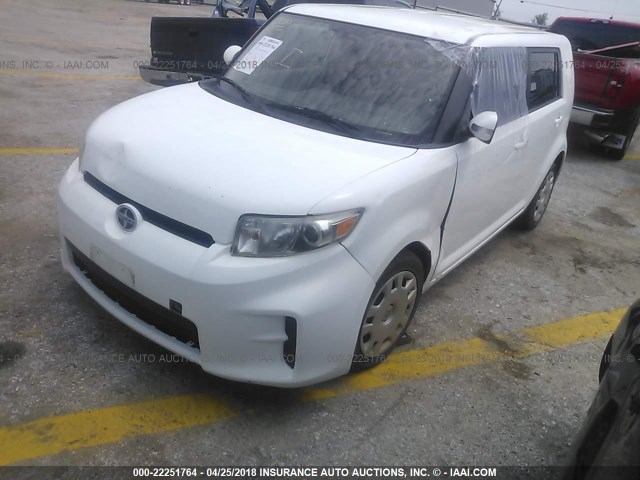 JTLZE4FE5B1127721 - 2011 TOYOTA SCION XB WHITE photo 2