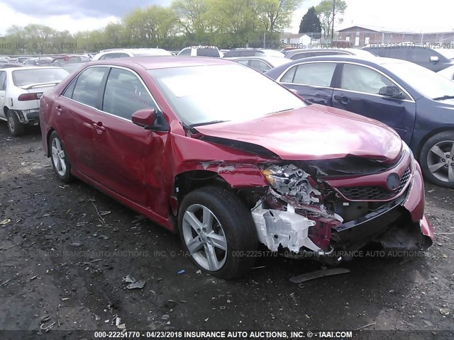 4T1BF1FK9DU662708 - 2013 TOYOTA CAMRY L/SE/LE/XLE 红色 照片 1