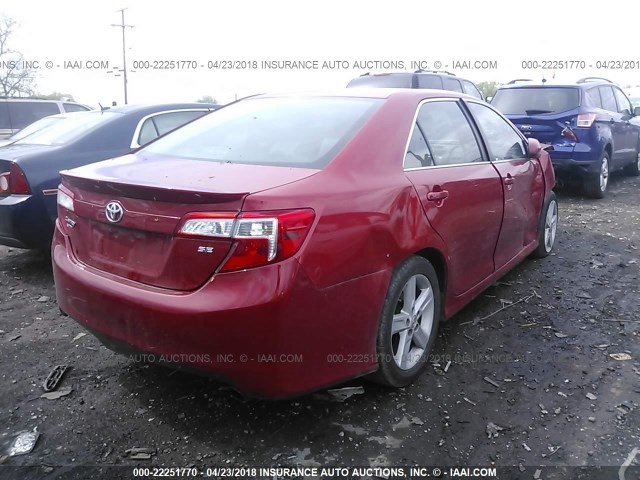 4T1BF1FK9DU662708 - 2013 TOYOTA CAMRY L/SE/LE/XLE 红色 照片 4
