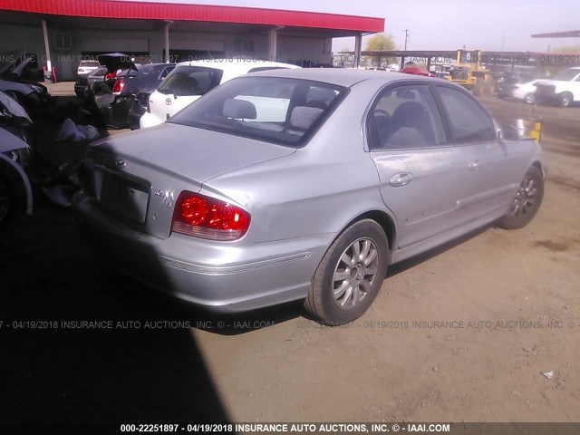 KMHWF35H94A063814 - 2004 HYUNDAI SONATA GLS/LX SILVER photo 4