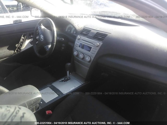 4T1BK3EK7BU615361 - 2011 TOYOTA CAMRY SE/LE/XLE 蓝色 照片 5