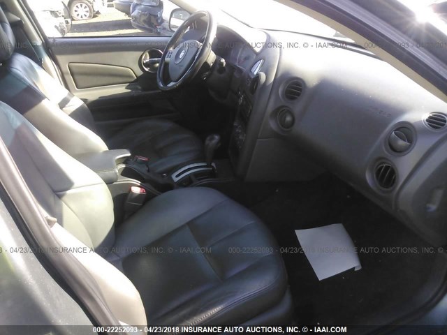 2G2WS522641372943 - 2004 PONTIAC GRAND PRIX GT2 ნაცრისფერი ფოტო 5