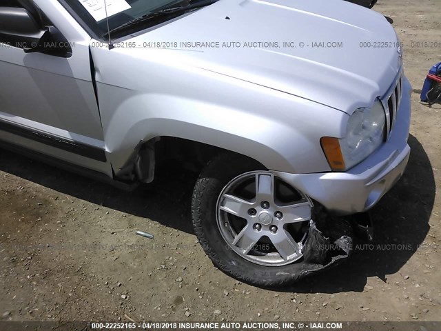1J4GR48K26C294505 - 2006 JEEP GRAND CHEROKEE LAREDO/COLUMBIA/FREEDOM 银色 照片 6
