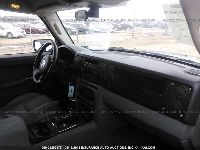 1J8HG48K16C233378 - 2006 JEEP COMMANDER 黑色 照片 5