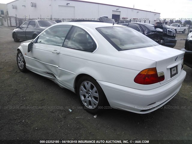 WBABM334XYJN82429 - 2000 BMW 323 CI WHITE photo 3