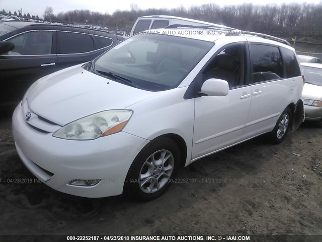 5TDZA22C26S456613 - 2006 TOYOTA SIENNA XLE/XLE LIMITED WHITE photo 2