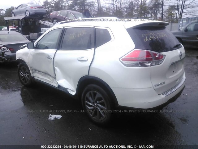 5N1AT2MV8GC870502 - 2016 NISSAN ROGUE S/SL/SV WHITE photo 3