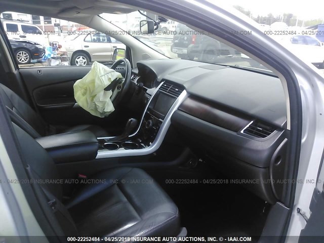 2FMDK4KC3BBB65371 - 2011 FORD EDGE LIMITED SILVER photo 5