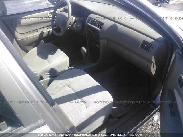 1Y1SK5286XZ410466 - 1999 CHEVROLET GEO PRIZM LSI 米色 照片 5