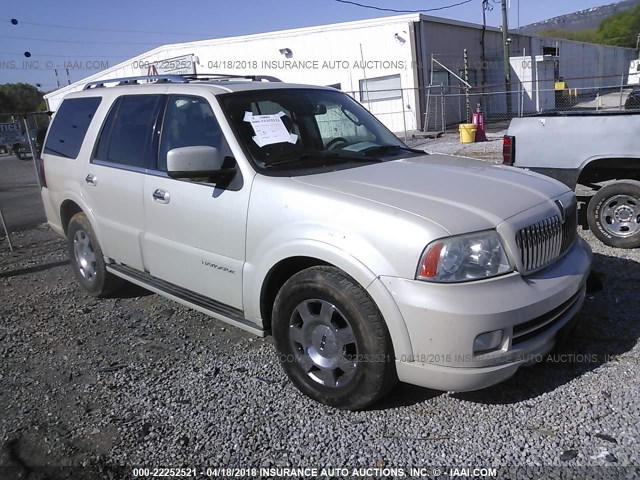 5LMFU27596LJ25817 - 2006 LINCOLN NAVIGATOR WHITE photo 1
