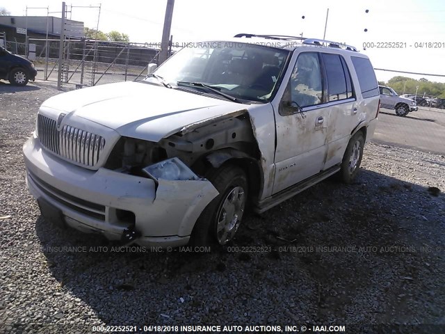 5LMFU27596LJ25817 - 2006 LINCOLN NAVIGATOR WHITE photo 2