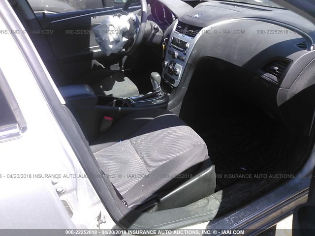 1G1ZH57B994160249 - 2009 CHEVROLET MALIBU 1LT 银色 照片 5