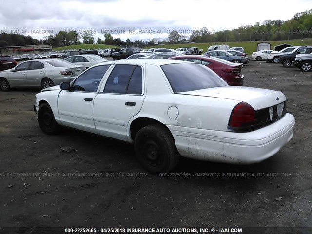 2FAHP71WX4X103711 - 2004 FORD CROWN VICTORIA POLICE INTERCEPTOR WHITE photo 3