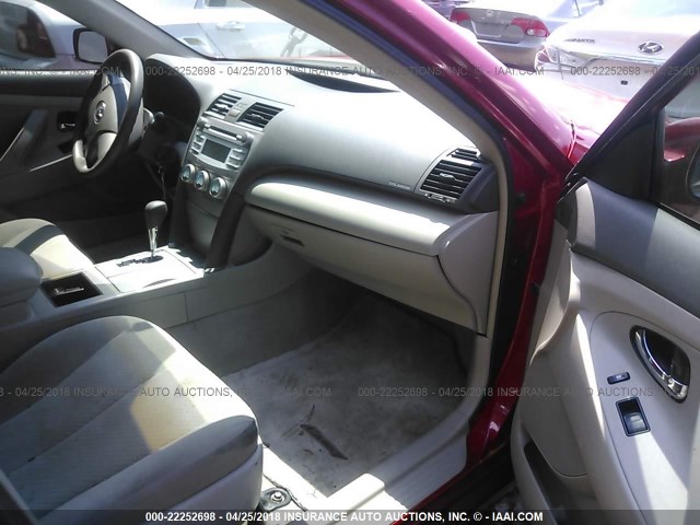 4T1BE46K57U016705 - 2007 TOYOTA CAMRY NEW GENERAT CE/LE/XLE/SE RED photo 5