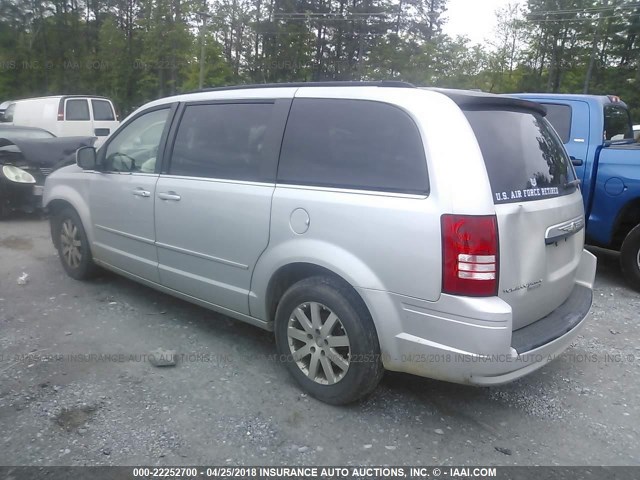2A8HR54P88R139820 - 2008 CHRYSLER TOWN & COUNTRY TOURING SILVER photo 3