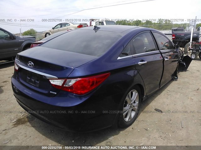 5NPEC4AC0DH594210 - 2013 HYUNDAI SONATA SE/LIMITED BLUE photo 4