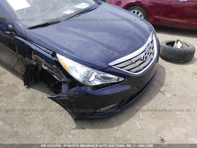 5NPEC4AC0DH594210 - 2013 HYUNDAI SONATA SE/LIMITED BLUE photo 6