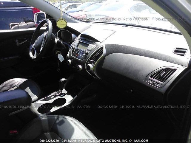 KM8JU3ACXBU294534 - 2011 HYUNDAI TUCSON GLS/LIMITED ვერცხლისფერი ფოტო 5