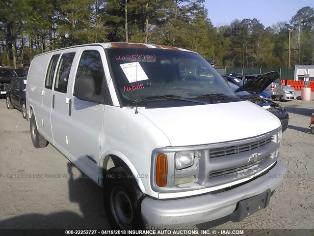 1GCHG39R811137961 - 2001 CHEVROLET EXPRESS G3500  WHITE photo 1