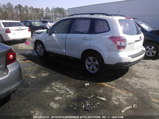 JF2SJABC1FH559636 - 2015 SUBARU FORESTER 2.5I WHITE photo 3